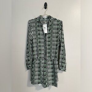 Jenn Three Fourth Sleeve Green Romper size Large. New with tag